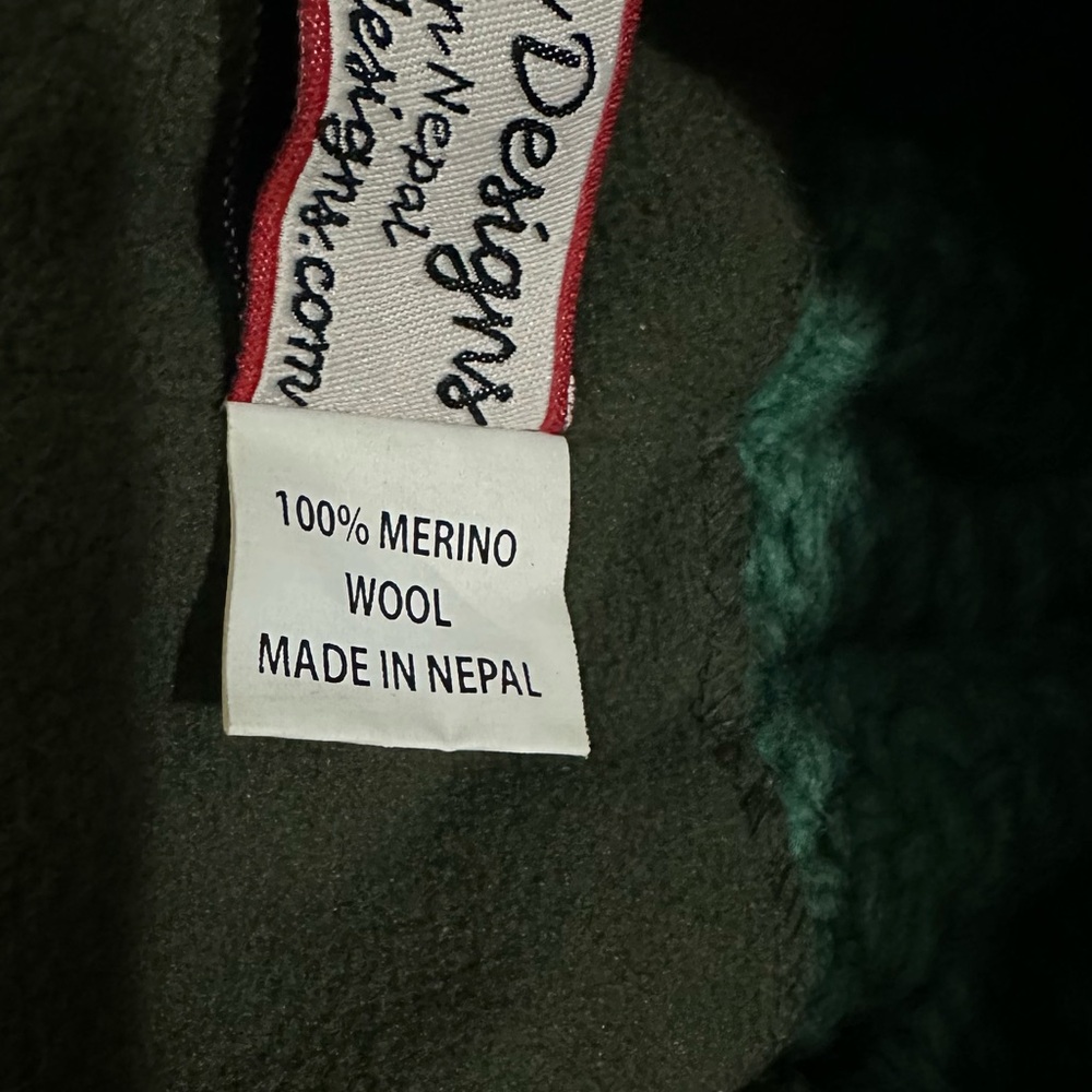 027 Nirvanna | Designs in Nepal | Green Hand-Knit Winter Hat (One Size) - Picture 3 of 7